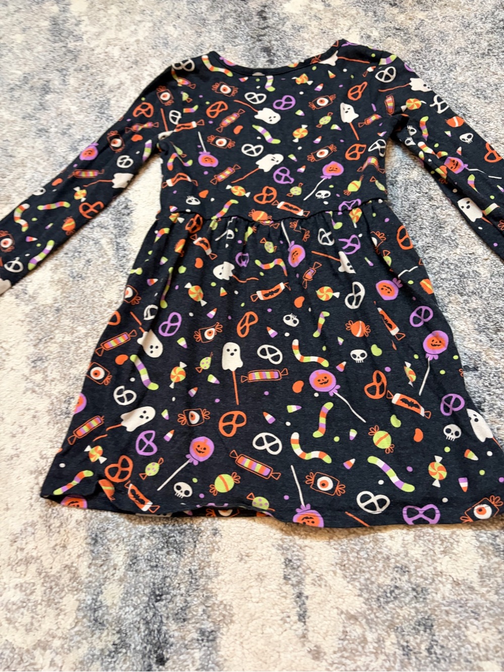 Cat & Jack Black Halloween Candy Print Long-Sleeve Kids Dress - Picture 4 of 4